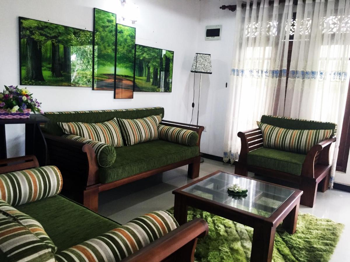 Windy Garden Bed & Breakfast Galle Exterior photo